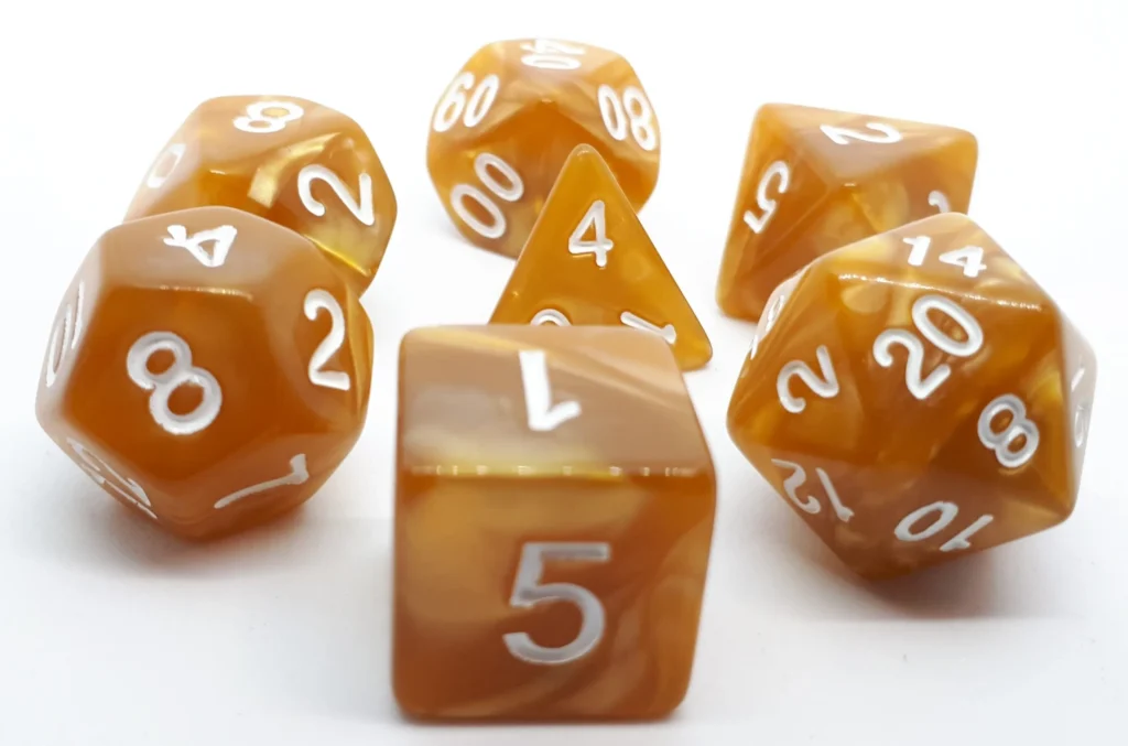 Dice Set Pearl: Toffee/White (7)